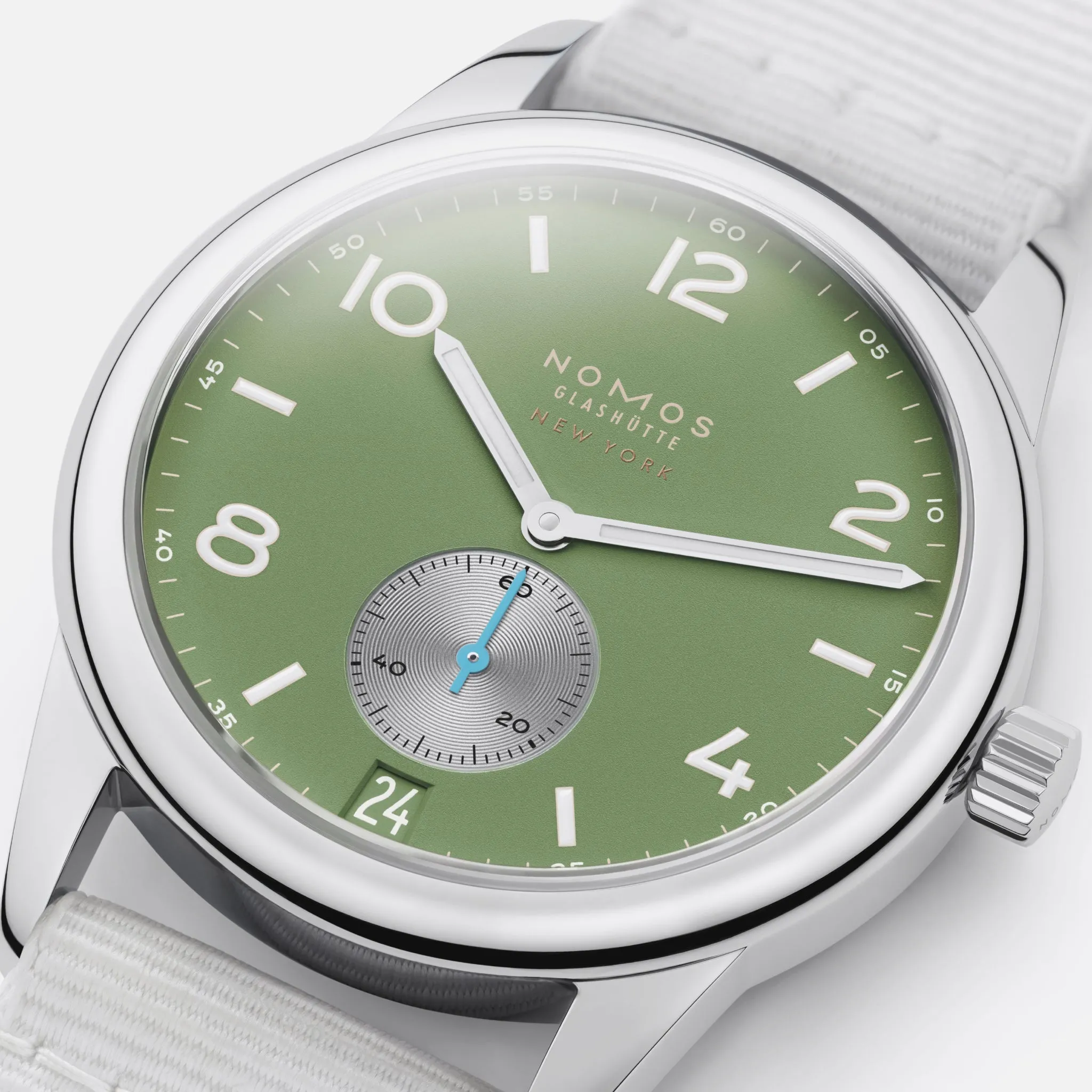 Club Date 38 Limited Edition For Hodinkee 'Reseda'