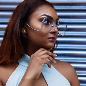 "diva" Retro large frame clear sunglasses