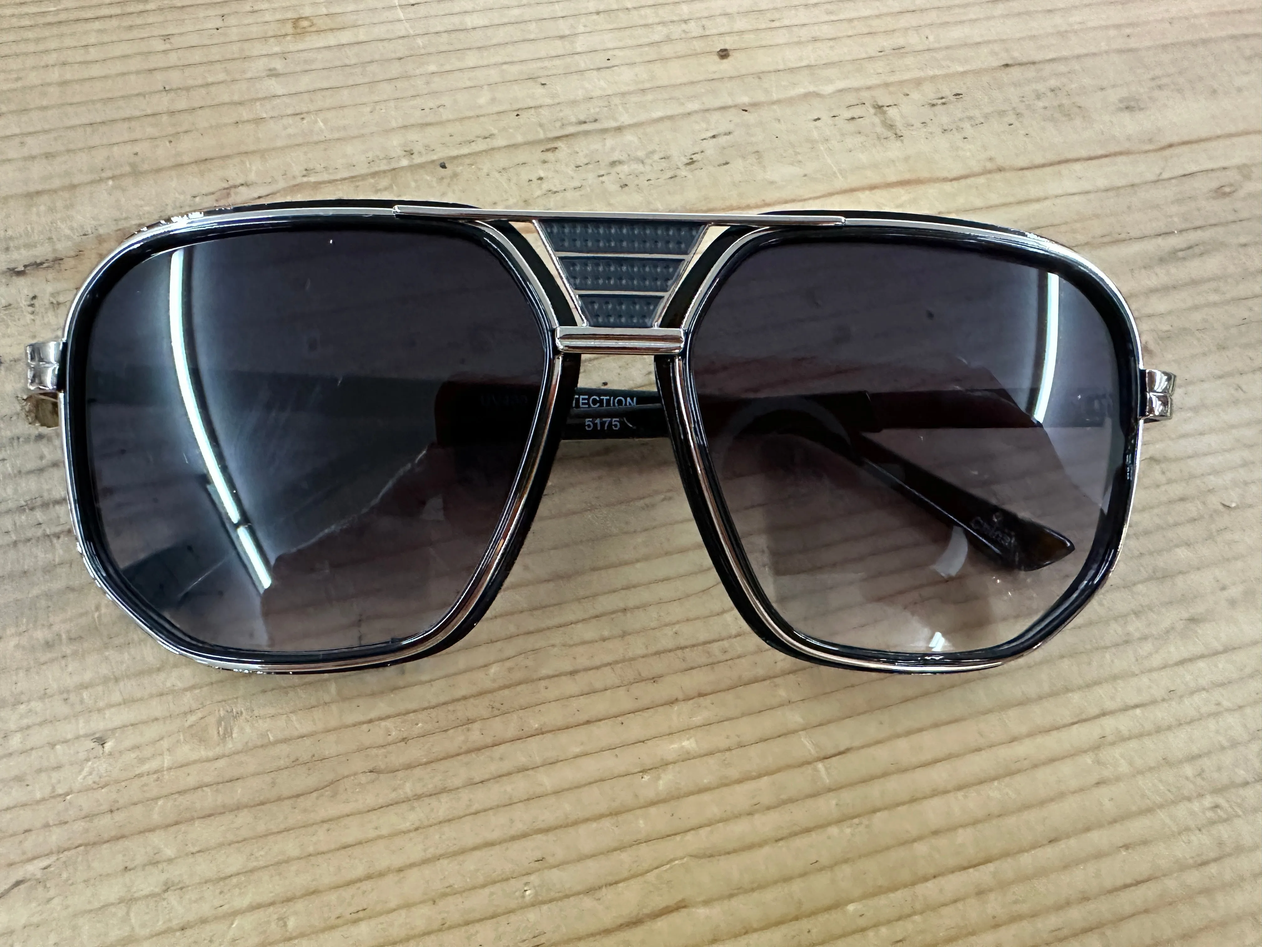 The Dude Retro Aviator Sunglasses